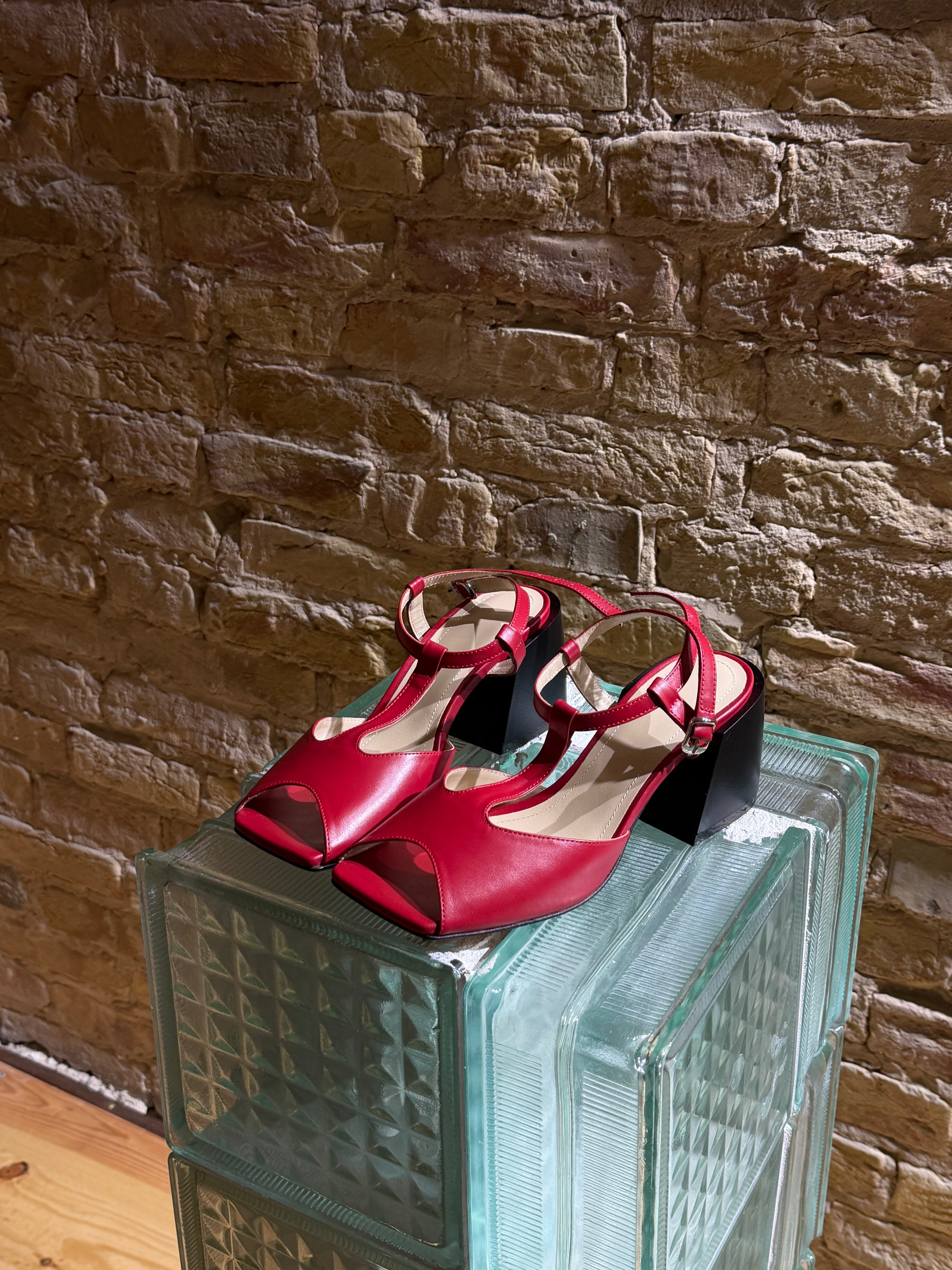 SISI Neon Cherry